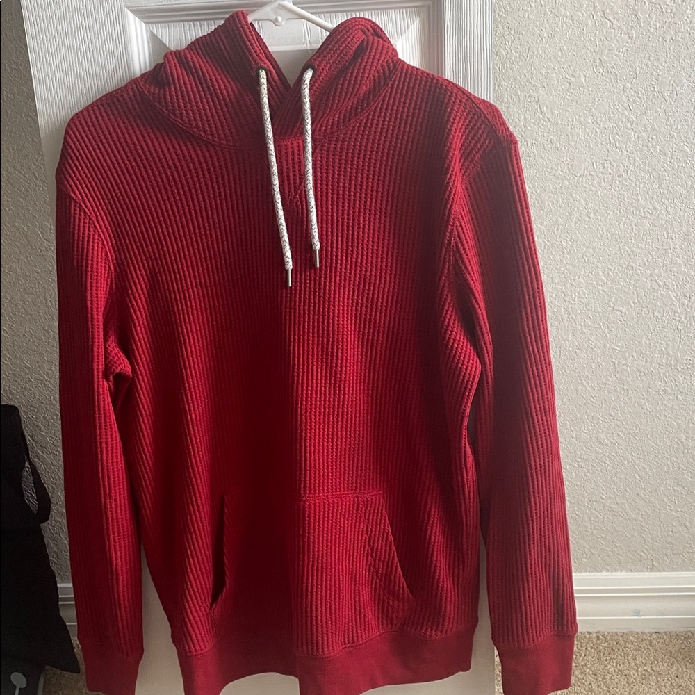 American Eagle Outfitters Men's Red Waffle-Knit Crewneck Hoodie